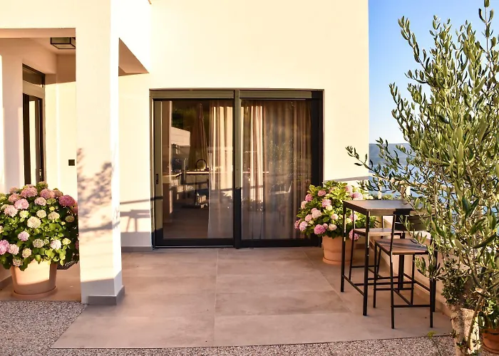 Casa Miele 오미스